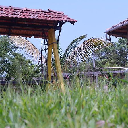 Mango Holiday Resort Kolhapur Exterior foto