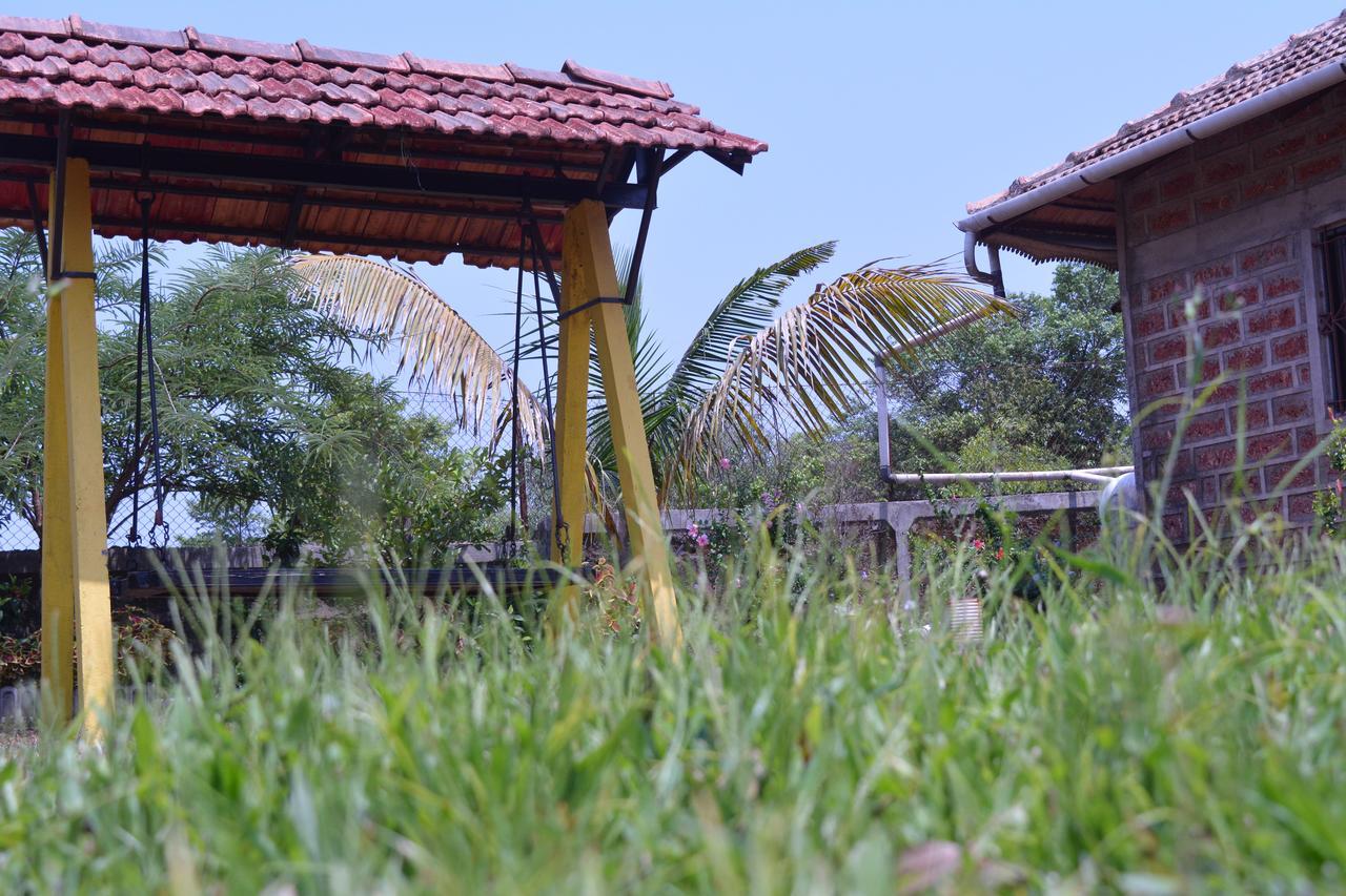 Mango Holiday Resort Kolhapur Exterior foto
