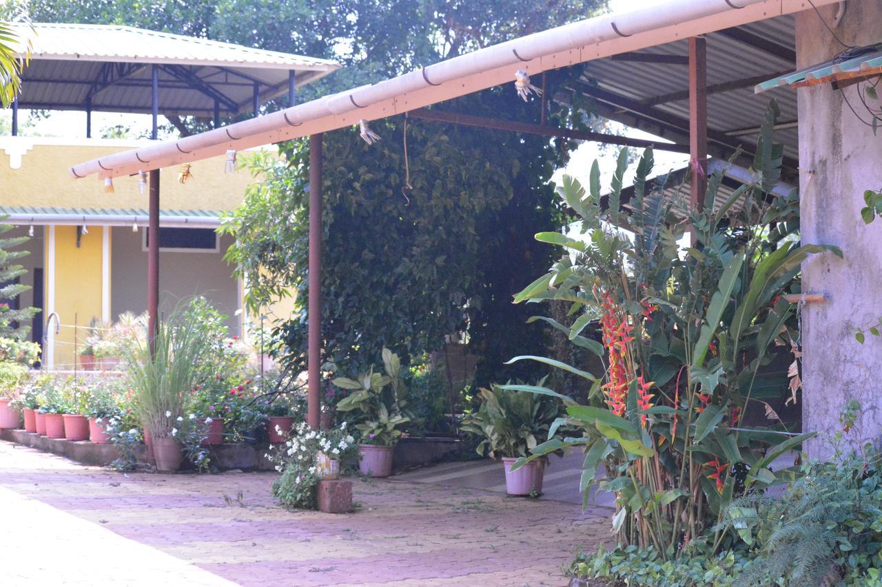 Mango Holiday Resort Kolhapur Exterior foto